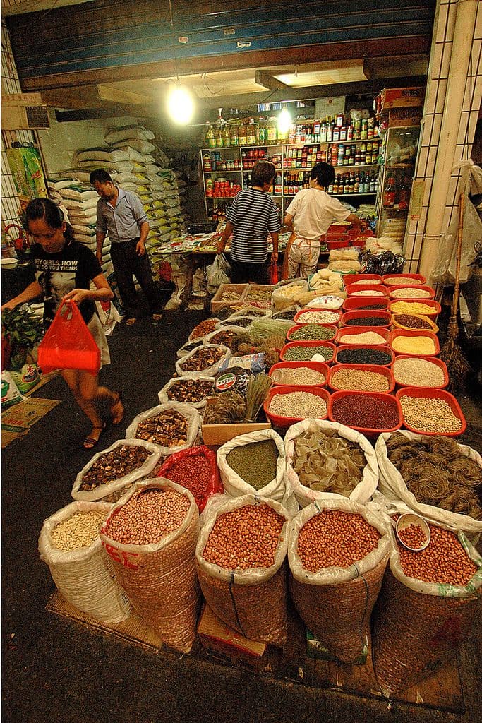 Chenghuangmiao Market