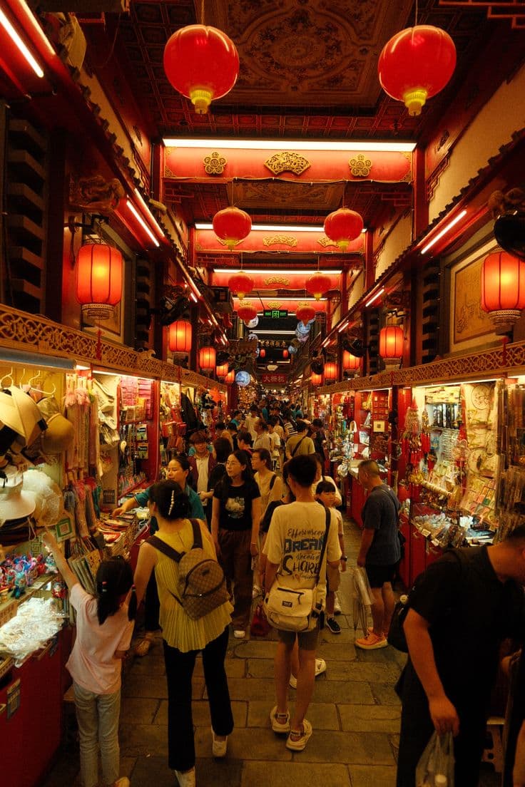 Chenghuangmiao Market