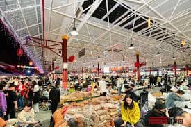 Muslim Supermarket & Hongqiao Market