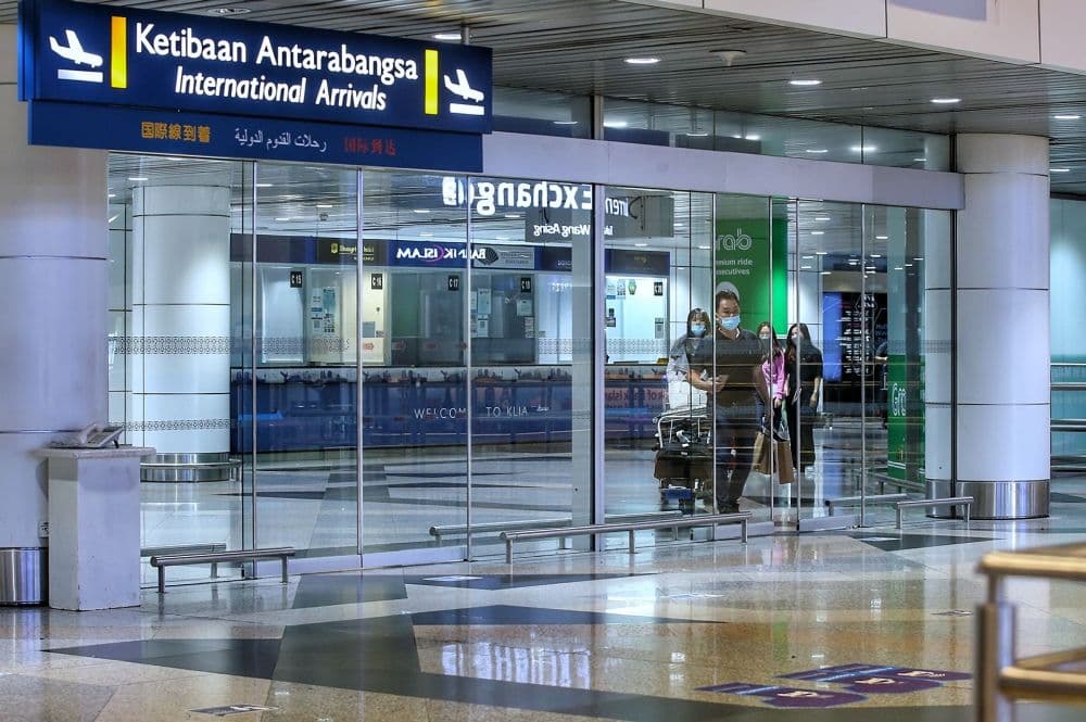 KETIBAAN DI TANAH AIR